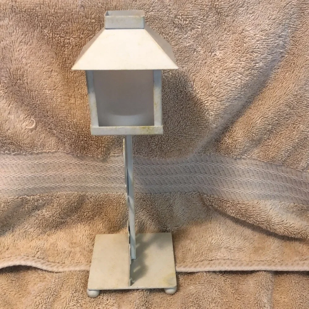 VTG Metal Birdhouse Tea Light Holder Country Boho Candle holder 9”x3”